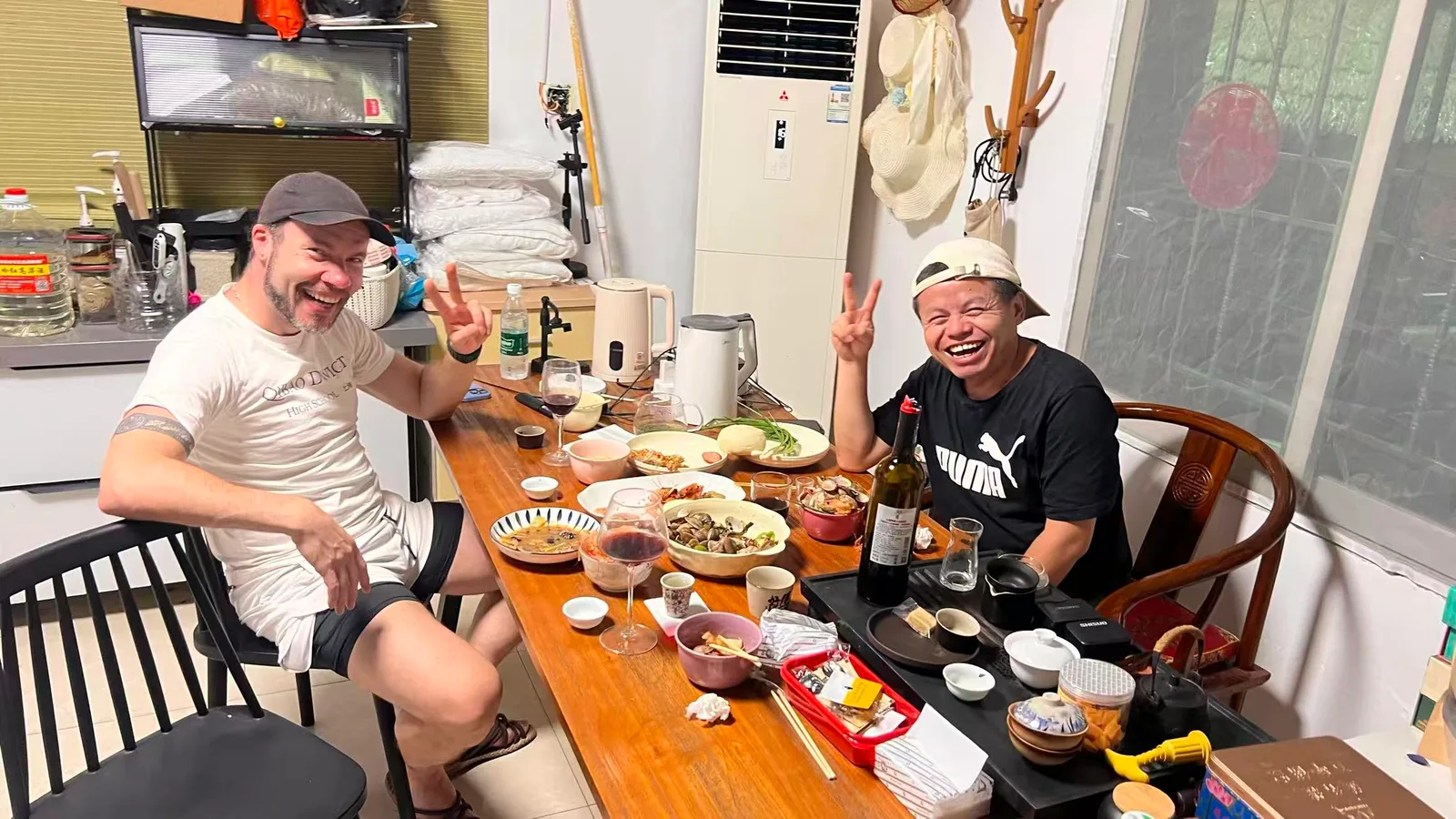 民宿里的海鲜家宴与功夫茶